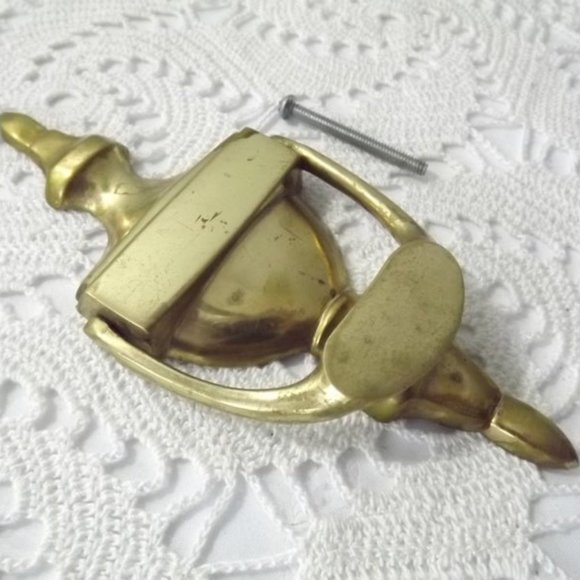 Vintage Shabby Chic Brass Door Knocker - Picture 2 of 3